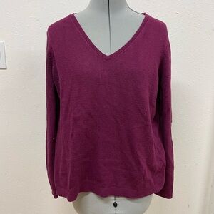 Old Navy Women's V-Neck Sweater - Rich Purple